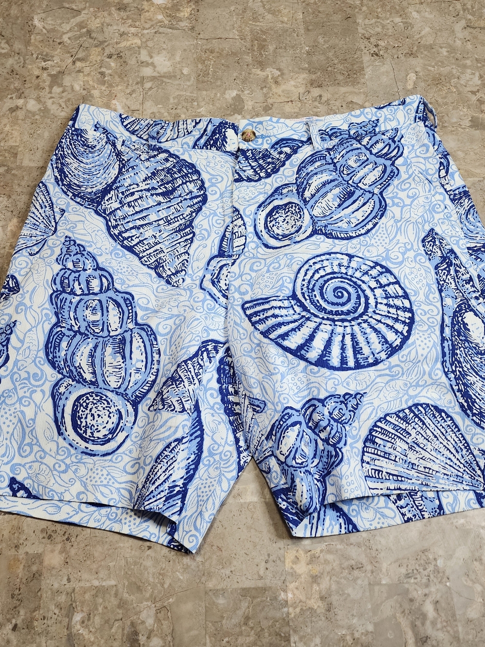 Lilly Pulitzer Men's Beaumont Shorts Stuffed Shells Pocket Beach Size 34